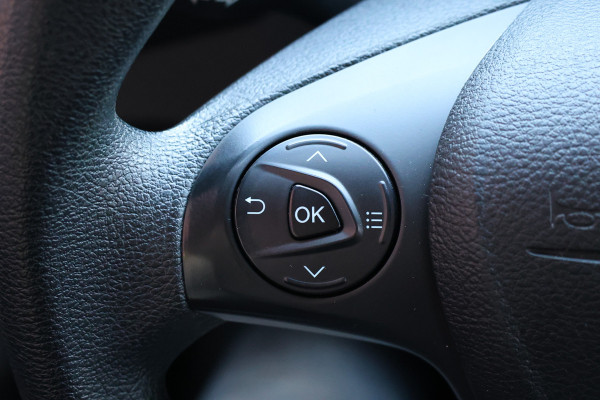 Ford Transit Connect 1.5 EcoBlue L2 | Navigatie | Camera | CarPlay | Stoelverwarming | Trekhaak | Airco | Nieuwe APK | Dealer onderhouden | NAP Logisch | Euro 6