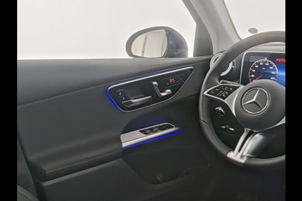 Mercedes-Benz GLC 300 e 4MATIC Plug-In Hybride Trekhaak | Ledkoplampen | Memory Voorstoelen |  Achteruitrijcamera | Sfeerverlichting | Dodehoekassistent. Inclusief 24 maanden Mercedes-Benz Certified garantie voor Europa.
