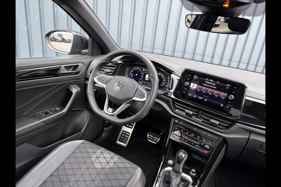 Volkswagen T-Roc 1.5 TSI R-Line | Panodak | Keyless | Side Assist | Elk. A-klep | IQ Light | Camera | Prijs Rijklaar!!