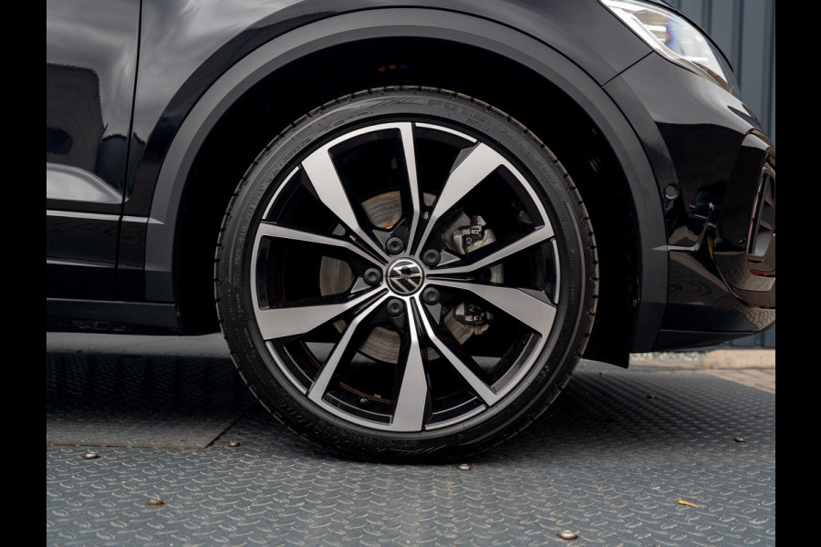 Volkswagen T-Roc 1.5 TSI R-Line | Panodak | Keyless | Side Assist | Elk. A-klep | IQ Light | Camera | Prijs Rijklaar!!