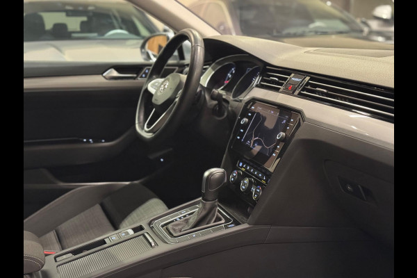 Volkswagen Passat Variant 1.5 TSI 150PK DSG Comfort Business, Apple Carplay, Navi, Cam, ACC, PDC, Clima, Private Glas, Lane Assist