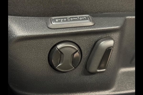 Volkswagen Passat Variant 1.5 TSI 150PK DSG Comfort Business, Apple Carplay, Navi, Cam, ACC, PDC, Clima, Private Glas, Lane Assist