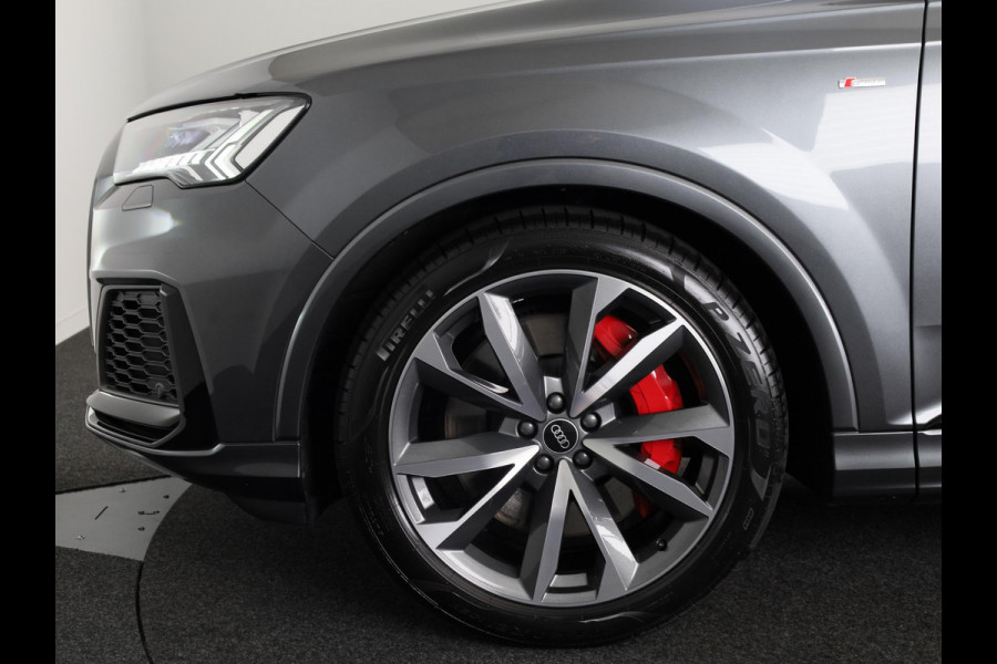 Audi Q7 55 TFSI e quattro Pro Line S 340pk | Panoramadak | Verlengde garantie | Adaptieve cruise controle | Verwarmbare voorstoelen en achterbank