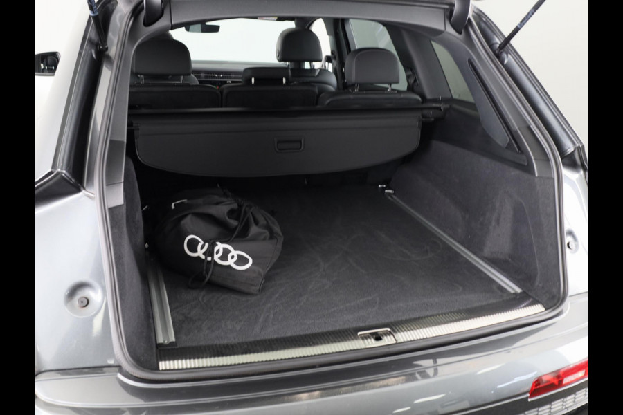 Audi Q7 55 TFSI e quattro Pro Line S 340pk | Panoramadak | Verlengde garantie | Adaptieve cruise controle | Verwarmbare voorstoelen en achterbank