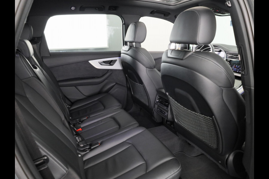 Audi Q7 55 TFSI e quattro Pro Line S 340pk | Panoramadak | Verlengde garantie | Adaptieve cruise controle | Verwarmbare voorstoelen en achterbank