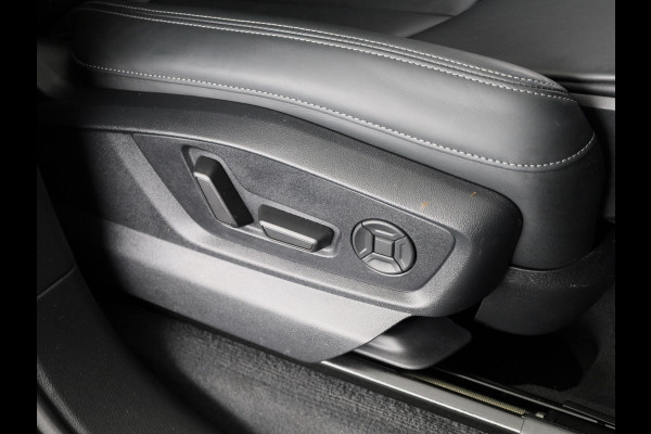 Audi Q7 55 TFSI e quattro Pro Line S 340pk | Panoramadak | Verlengde garantie | Adaptieve cruise controle | Verwarmbare voorstoelen en achterbank