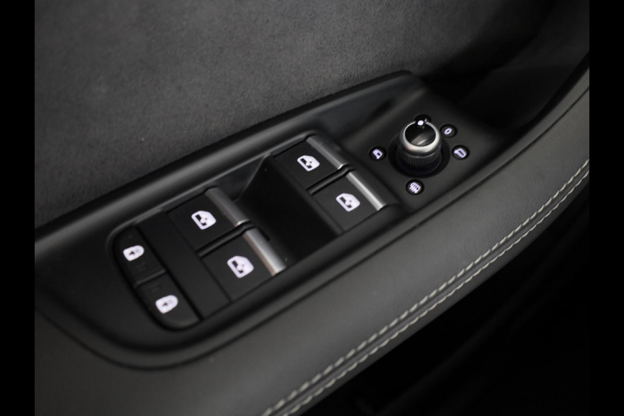 Audi Q7 55 TFSI e quattro Pro Line S 340pk | Panoramadak | Verlengde garantie | Adaptieve cruise controle | Verwarmbare voorstoelen en achterbank