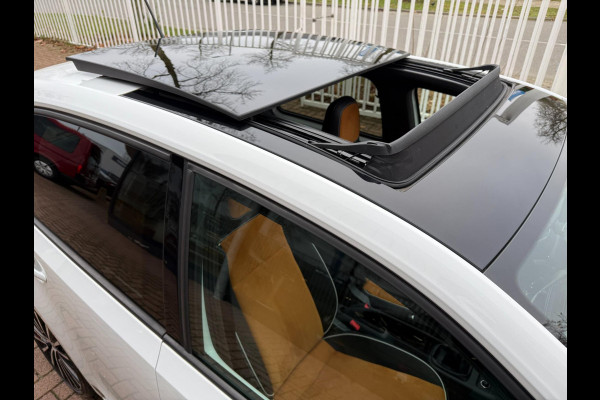 Volkswagen up! 1.0 TSI BMT high up! | Pano | Camera | PDC