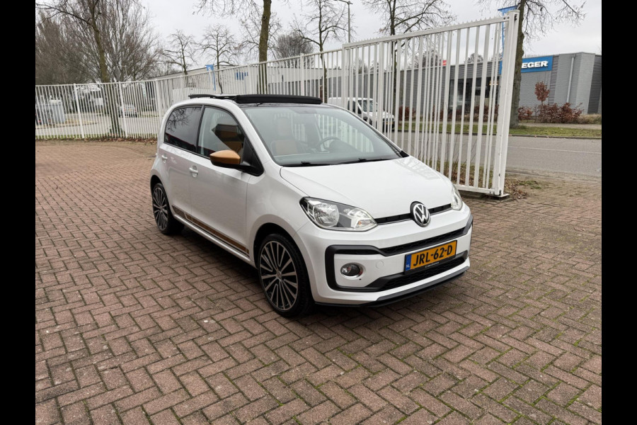 Volkswagen up! 1.0 TSI BMT high up! | Pano | Camera | PDC