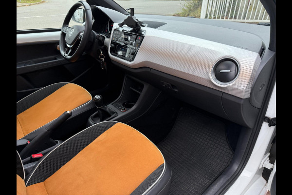 Volkswagen up! 1.0 TSI BMT high up! | Pano | Camera | PDC