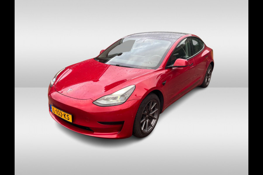 Tesla Model 3 Standard RWD Plus 60 kWh / SoH 89.5% / FACELIFT / Autopilot / Panoramadak / Camera / Leder / 19'' / Leder / Premium Audio / Warmtepomp