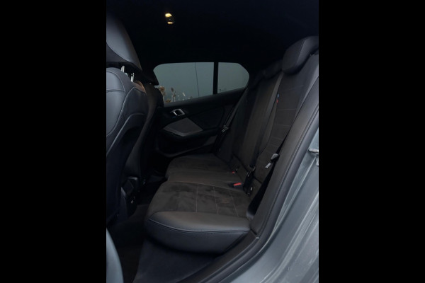 BMW 1-serie 120i M PACK 2025 LEDER SPORTVELGEN H&K LED WIDESCREEN