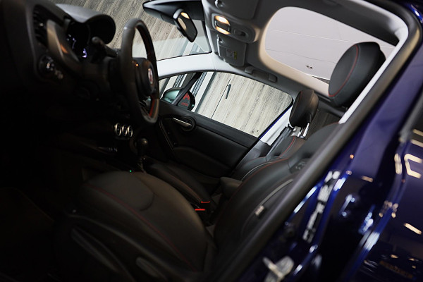 Fiat 500X 1.5 Hybrid RED Cabrio / Acc / Lane Assist / Dode Hoek / Camera / Navi / Ecc / Elek Pakket / Led / Pdc / 18 Inch