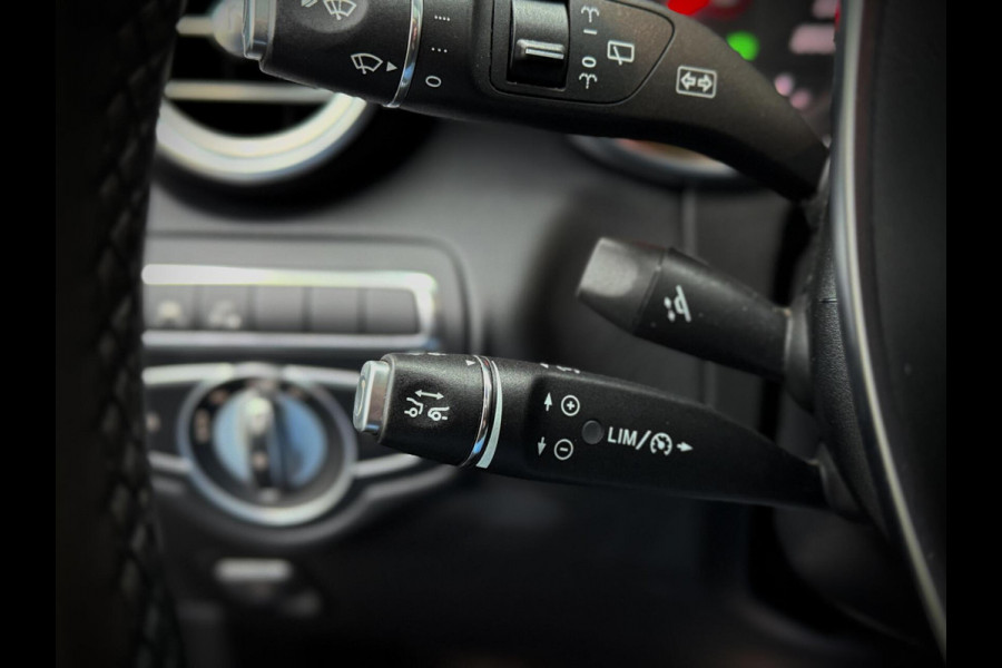 Mercedes-Benz GLC 300 4MATIC AMG Panoramadak|Luchtvering|Burmester®|Camera|Night pakket|Elektr. verst. stoelen