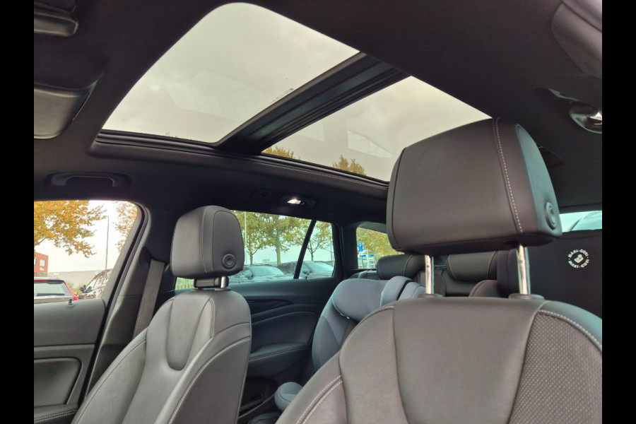 Opel Insignia Sports Tourer 1.6 Turbo Exclusive / Panoramadak / Camera / Head-up / Keyless / Bose / 18'' / Matrix LED / Navigatie / CarPlay / Stuur+Stoelverwarming / DAB / Cruise Control