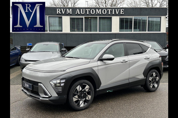 Hyundai Kona 1.6 GDI HEV Premium Sky VAN: 44.300,- VOOR: 35.877,- UW EINDEJAARSVOORDEEL: 8.413,- euro NIEUWE AUTO MET REGISTRATIE | VOLLE AUTO!