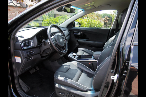 Kia e-Niro ExecutiveLine 64 kWh | Camera | Apple Carplay | Cruise Control | JBL | Leer |