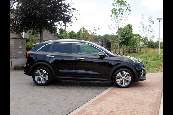 Kia e-Niro ExecutiveLine 64 kWh | Camera | Apple Carplay | Cruise Control | JBL | Leer |
