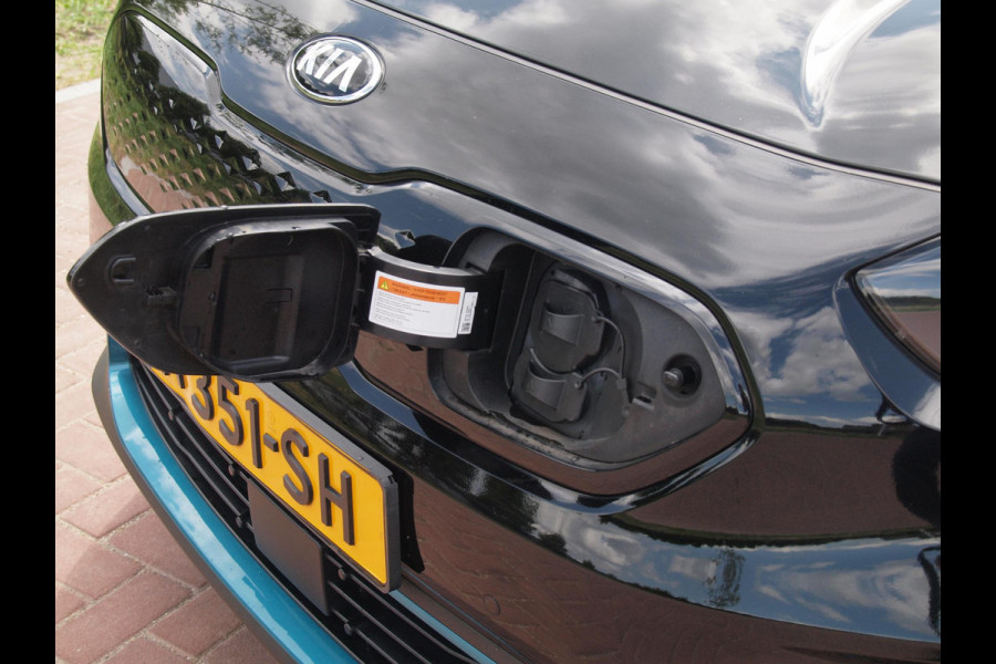 Kia e-Niro ExecutiveLine 64 kWh | Camera | Apple Carplay | Cruise Control | JBL | Leer |