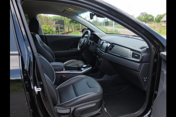 Kia e-Niro ExecutiveLine 64 kWh | Camera | Apple Carplay | Cruise Control | JBL | Leer |