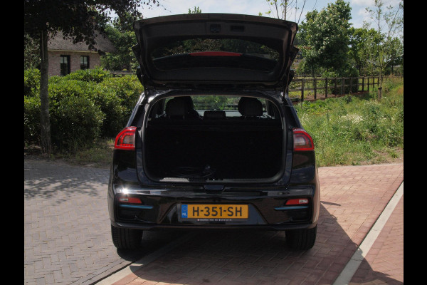 Kia e-Niro ExecutiveLine 64 kWh | Camera | Apple Carplay | Cruise Control | JBL | Leer |
