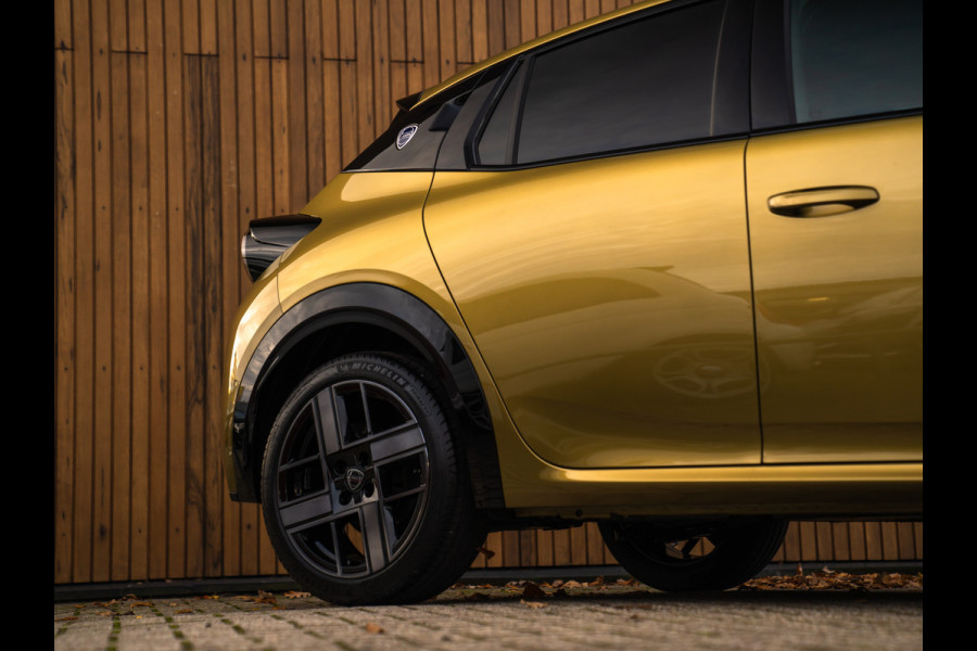 Lancia Ypsilon 1.2 Turbo Hybrid LX 110pk | Camera | Adapt. cruise | Velours interieur | SALA