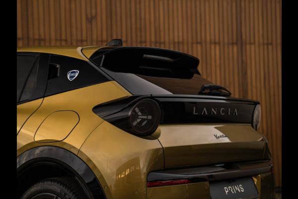 Lancia Ypsilon 1.2 Turbo Hybrid LX 110pk | Camera | Adapt. cruise | Velours interieur | SALA