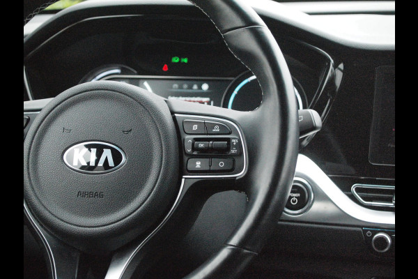 Kia e-Niro ExecutiveLine 64 kWh Facelift | 3 fase lader | Camera | Apple Carplay | JBL |