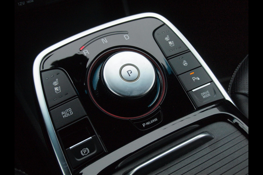 Kia e-Niro ExecutiveLine 64 kWh Facelift | 3 fase lader | Camera | Apple Carplay | JBL |