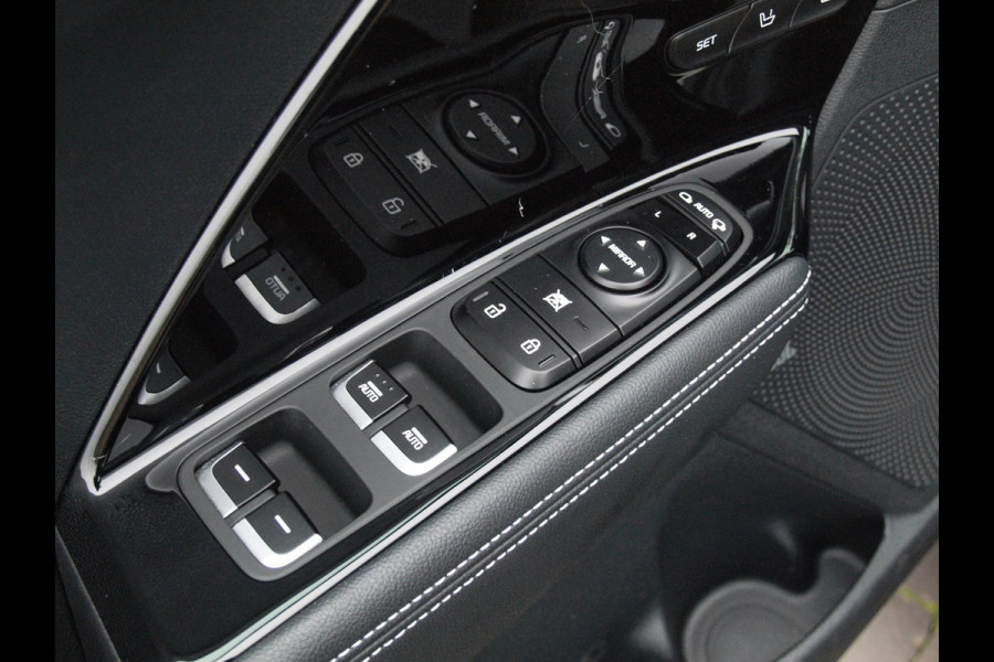 Kia e-Niro ExecutiveLine 64 kWh Facelift | 3 fase lader | Camera | Apple Carplay | JBL |