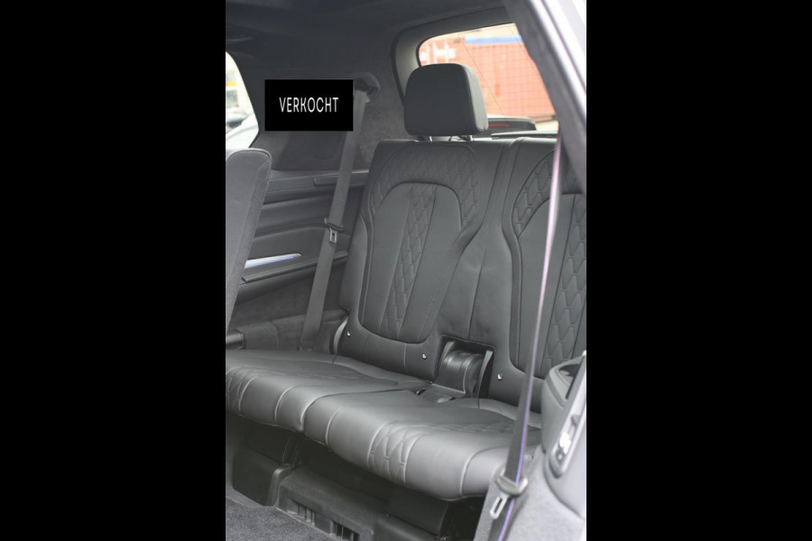 BMW X7 M50i *Sky Lounge*B&W Audio*Mansory*Massage*360 Camera*