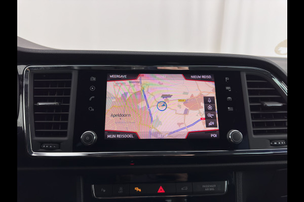 Seat Ateca 1.5 TSI FR Business Intense (INCL-BTW) *FULL-LED | SPORTSEATS | NAVI-FULLMAP | LEATHER-MICROFIBRE | CAMERA | KEYLESS | DAB+ | CARPLAY | ECC | PDC | CRUISE | TOWBAR | 18''ALU*