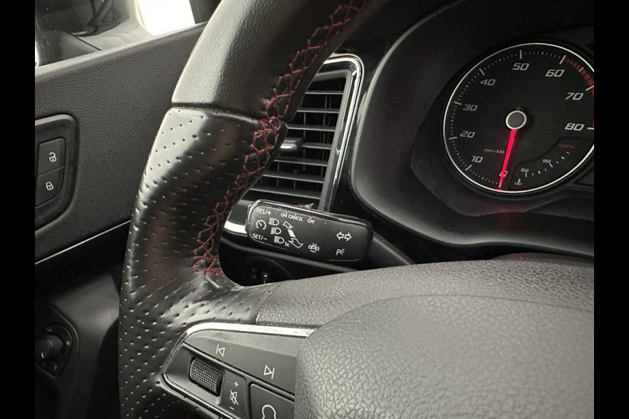 Seat Ateca 1.5 TSI FR Business Intense (INCL-BTW) *FULL-LED | SPORTSEATS | NAVI-FULLMAP | LEATHER-MICROFIBRE | CAMERA | KEYLESS | DAB+ | CARPLAY | ECC | PDC | CRUISE | TOWBAR | 18''ALU*