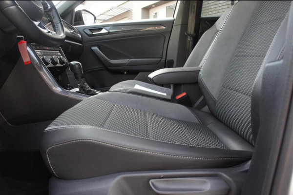 Volkswagen T-Roc 1.5 TSI 2x r-line |BTW|ACC|Navi|IQdrive|Stoelverwarming