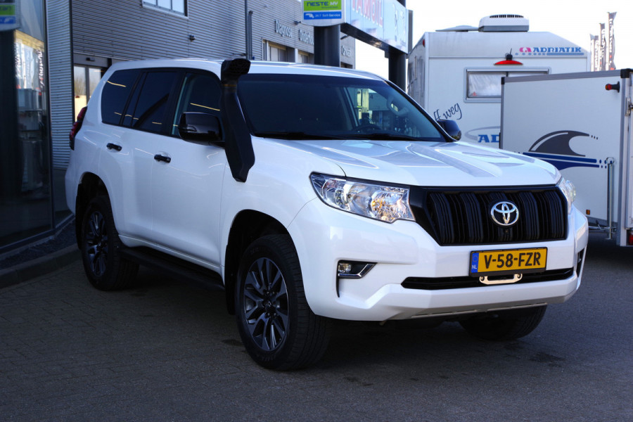 Toyota Land Cruiser 2.8 D-4D-F Automaat Comfort Window Van, Trekhaak, Lier, Snorkel, Cruise Control