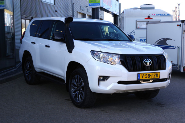 Toyota Land Cruiser 2.8 D-4D-F Automaat Comfort Window Van, Trekhaak, Lier, Snorkel, Cruise Control