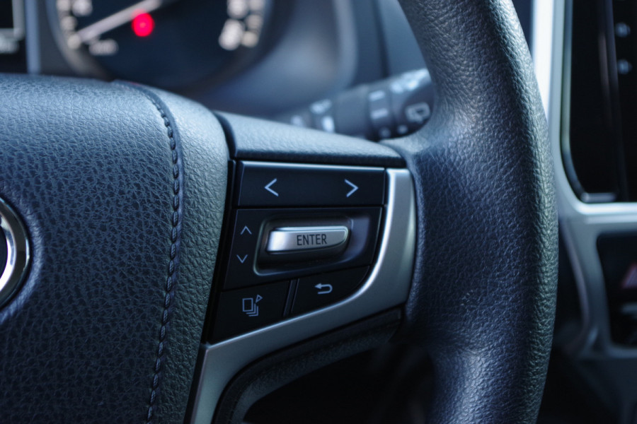 Toyota Land Cruiser 2.8 D-4D-F Automaat Comfort Window Van, Trekhaak, Lier, Snorkel, Cruise Control