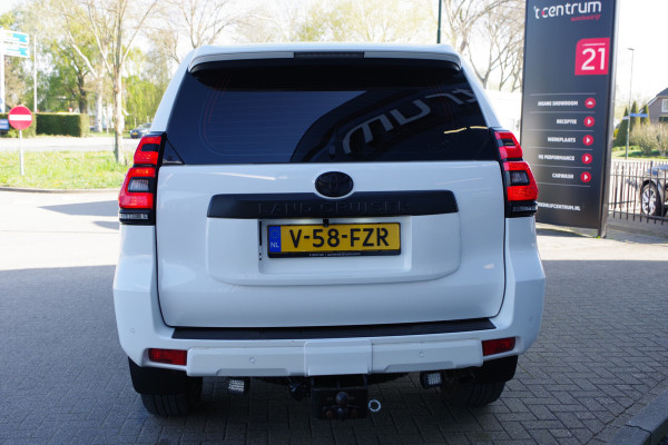 Toyota Land Cruiser 2.8 D-4D-F Automaat Comfort Window Van, Trekhaak, Lier, Snorkel, Cruise Control