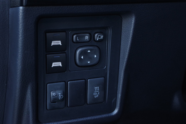 Toyota Land Cruiser 2.8 D-4D-F Automaat Comfort Window Van, Trekhaak, Lier, Snorkel, Cruise Control