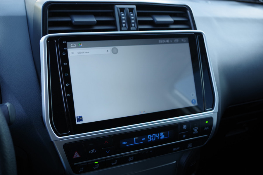 Toyota Land Cruiser 2.8 D-4D-F Automaat Comfort Window Van, Trekhaak, Lier, Snorkel, Cruise Control