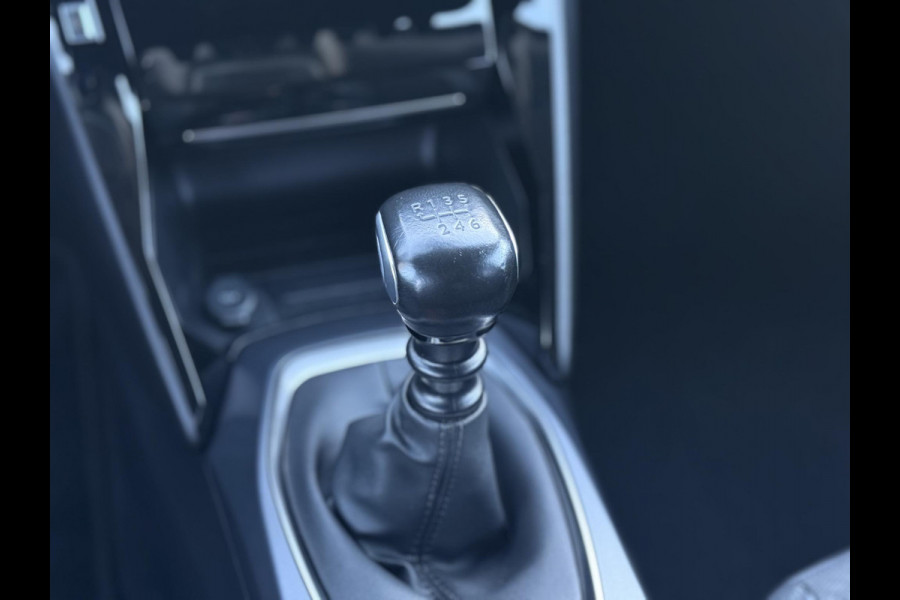 Peugeot 2008 1.2 PureTech Blue Lease Allure 1e Eigenaar,Camera,Navi,Clima,Cruise,Halfleder,6 Bak,Pdc V+A,Lm velgen,Apk tot 11-2026