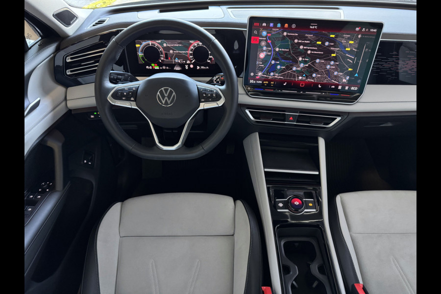 Volkswagen Tiguan 1.5 eHYBRID PHEV VW.TREKHAAK! ELEGANCE 360.CAM ELEK.KLEP XL.NAVI MATRIX.LED HARMAN KARDON HEADUP phev "Volkswagen rijden begint bij Topautos.nl – 75 topmodellen direct op voorraad!"