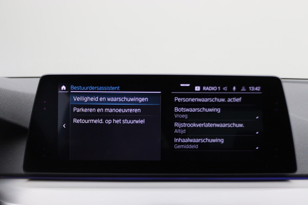 BMW 5 Serie 530e iPerformance High Executive M Sport Softclose, Head-Up, Apple Carplay, Camera, Keyless, Adapt. LED