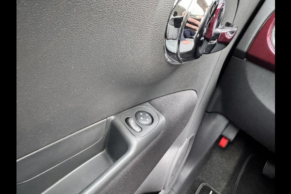 Fiat 500 0.9 TwinAir Turbo Lounge | Navigatie | Panorama | Cruise control | Airco