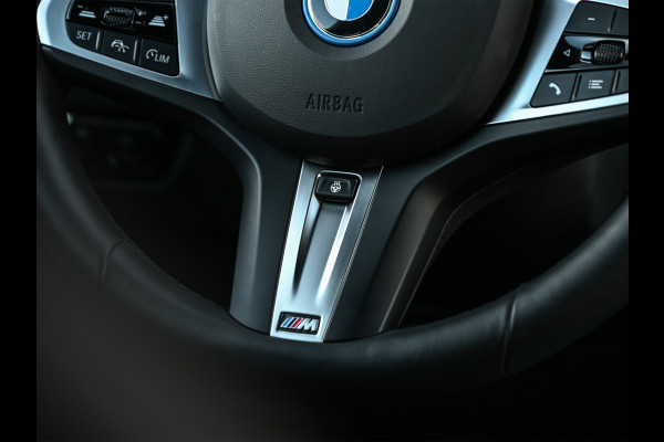 BMW 3-serie 330e | M-SPORT | SPORT SEATS | AMBIANCE INTERIEUR | ACTIVE CRUISE | DAB+ | HIFI SOUND | SHADOW-LINE | TREKHAAK | STUURVERWARMING