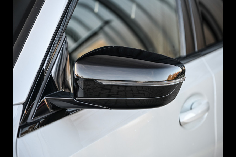BMW 3-serie 330e | M-SPORT | SPORT SEATS | AMBIANCE INTERIEUR | ACTIVE CRUISE | DAB+ | HIFI SOUND | SHADOW-LINE | TREKHAAK | STUURVERWARMING