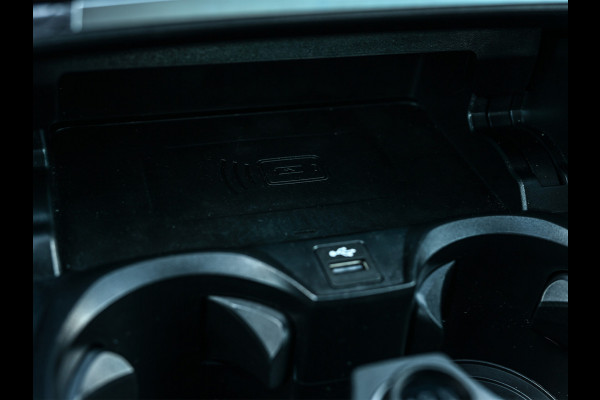 BMW 3-serie 330e | M-SPORT | SPORT SEATS | AMBIANCE INTERIEUR | ACTIVE CRUISE | DAB+ | HIFI SOUND | SHADOW-LINE | TREKHAAK | STUURVERWARMING