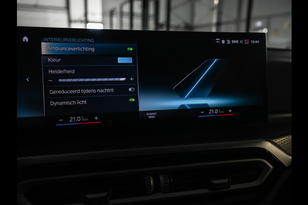 BMW 3-serie 330e | M-SPORT | SPORT SEATS | AMBIANCE INTERIEUR | ACTIVE CRUISE | DAB+ | HIFI SOUND | SHADOW-LINE | TREKHAAK | STUURVERWARMING