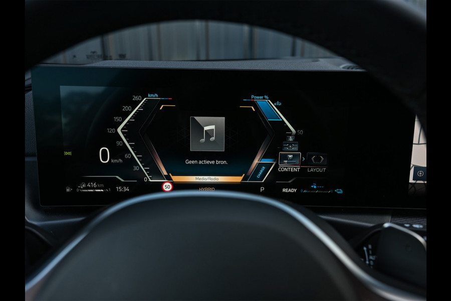 BMW 3-serie 330e | M-SPORT | SPORT SEATS | AMBIANCE INTERIEUR | ACTIVE CRUISE | DAB+ | HIFI SOUND | SHADOW-LINE | TREKHAAK | STUURVERWARMING