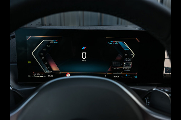 BMW 3-serie 330e | M-SPORT | SPORT SEATS | AMBIANCE INTERIEUR | ACTIVE CRUISE | DAB+ | HIFI SOUND | SHADOW-LINE | TREKHAAK | STUURVERWARMING